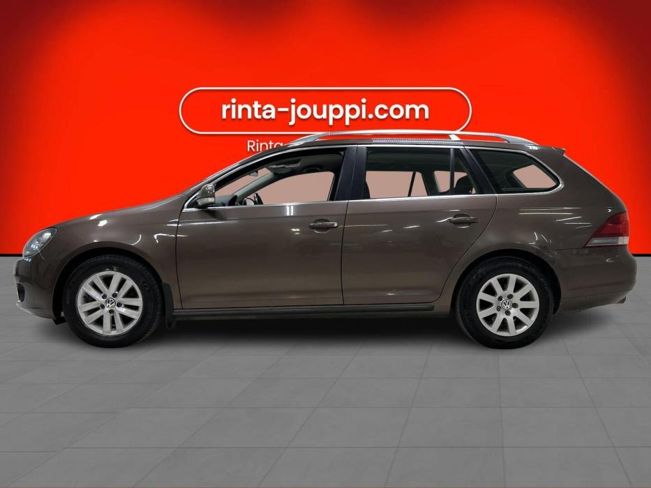 VOLKSWAGEN Golf 2012