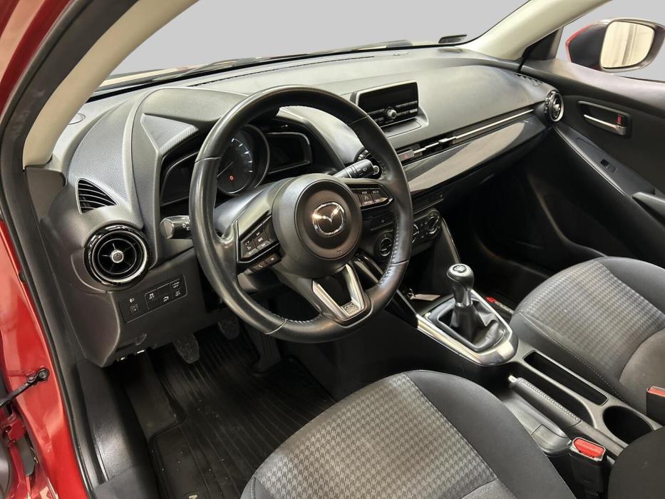 MAZDA 2 2018