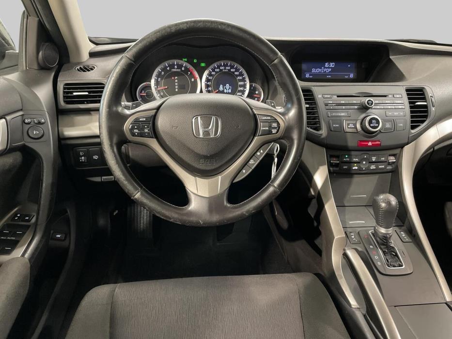 HONDA Accord 2011