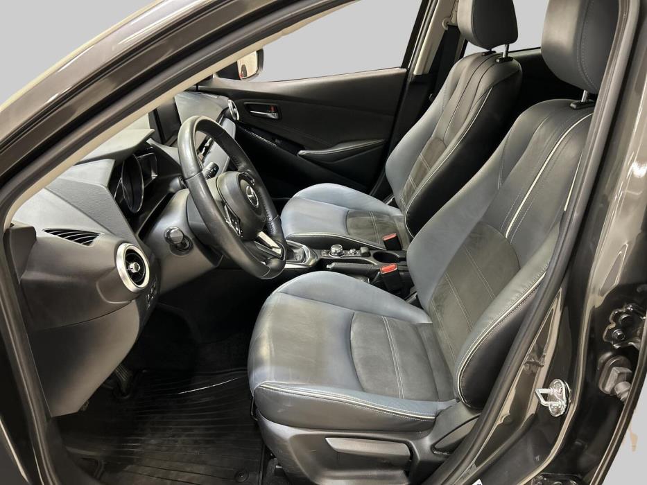 MAZDA 2 2020