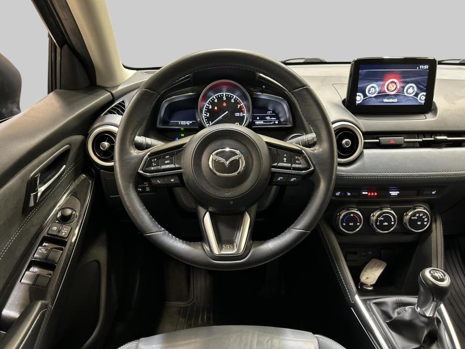 MAZDA 2 2020