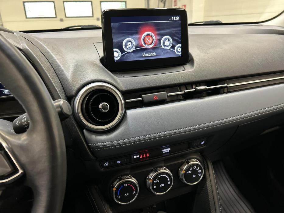 MAZDA 2 2020