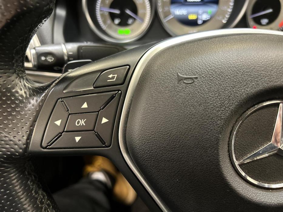 MERCEDES-BENZ E 2014