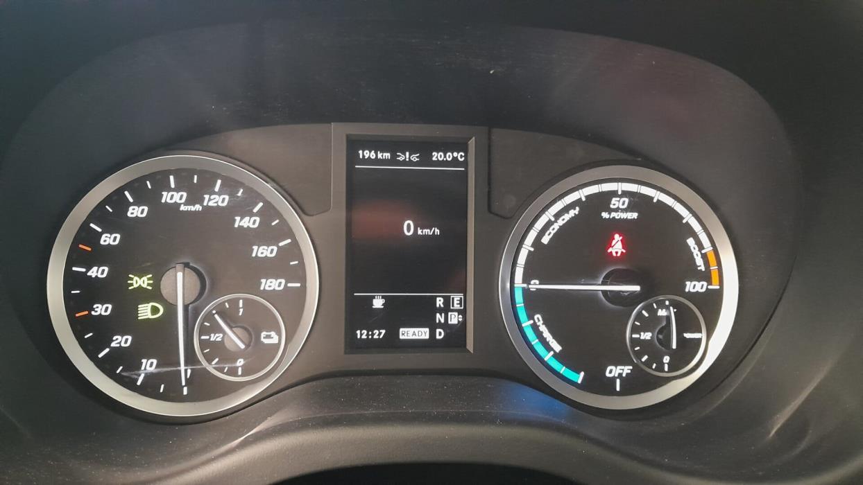 MERCEDES-BENZ Vito 2023
