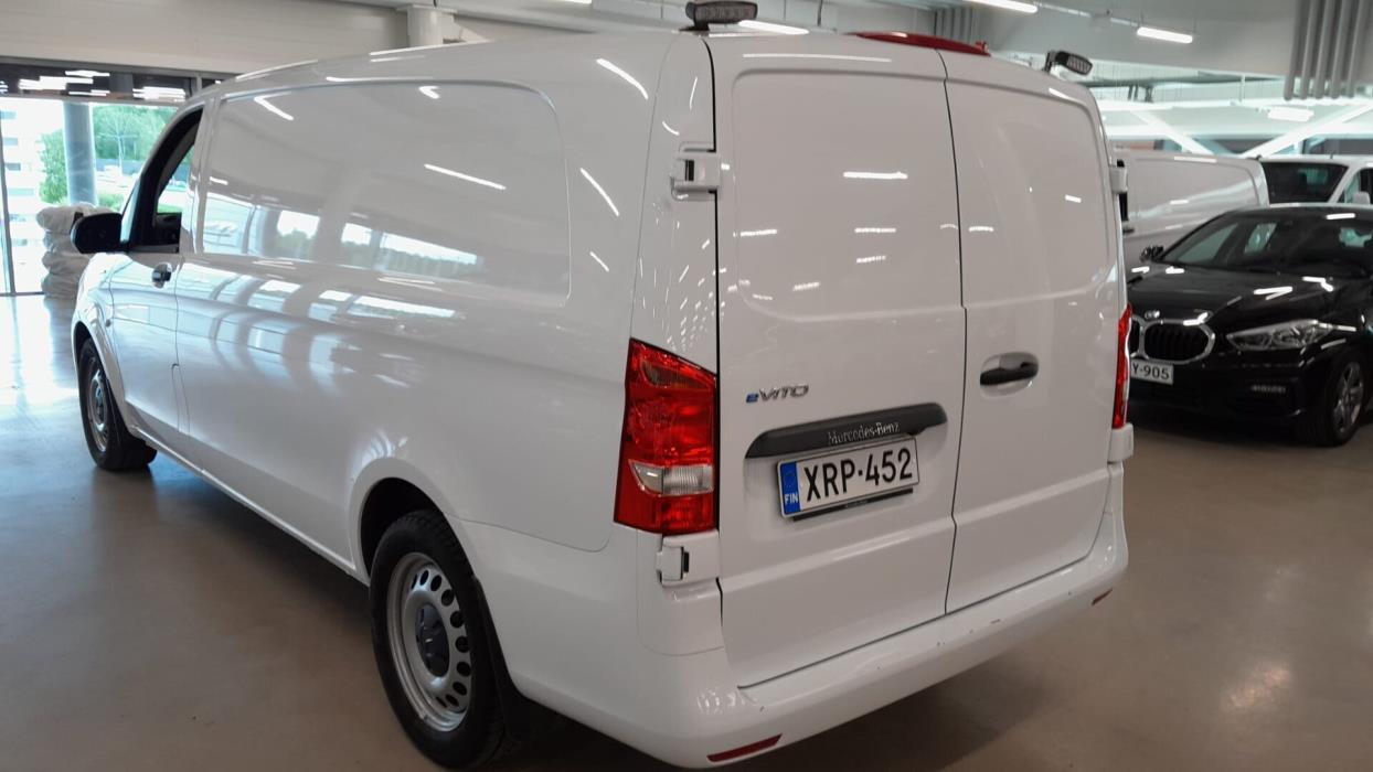 MERCEDES-BENZ Vito 2023