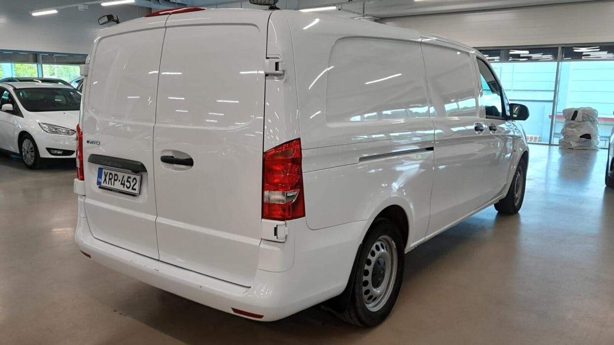 MERCEDES-BENZ Vito 2023