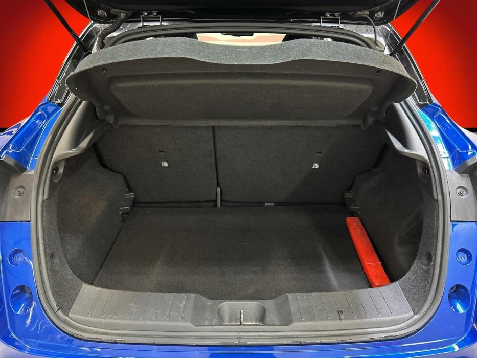 NISSAN Juke 2023