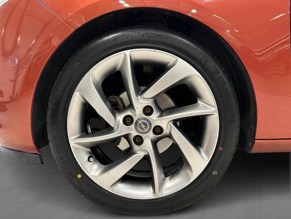 OPEL Adam 2013