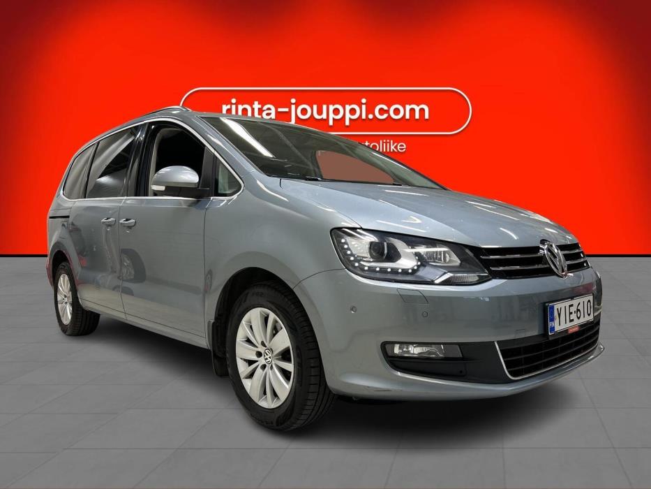 VOLKSWAGEN Sharan 2012