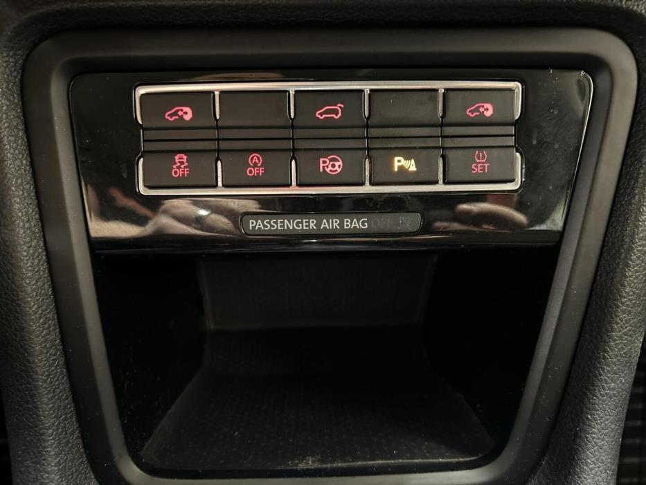 VOLKSWAGEN Sharan 2012