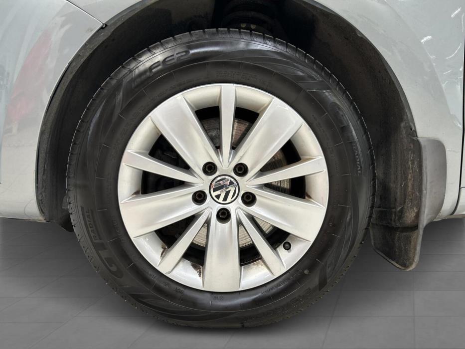 VOLKSWAGEN Sharan 2012