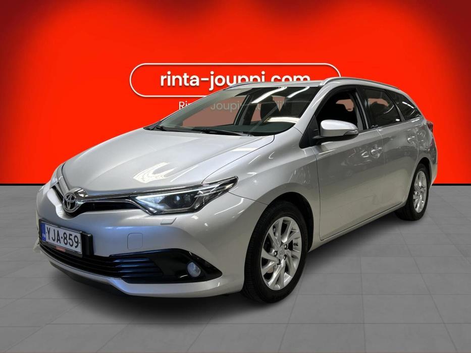TOYOTA Auris 2015