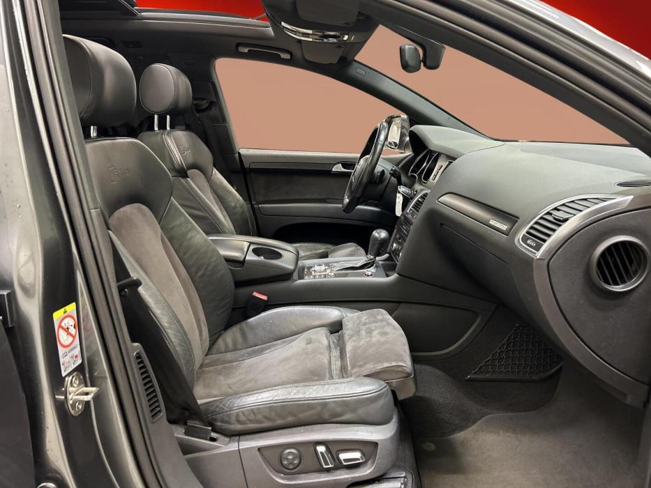 AUDI Q7 2011