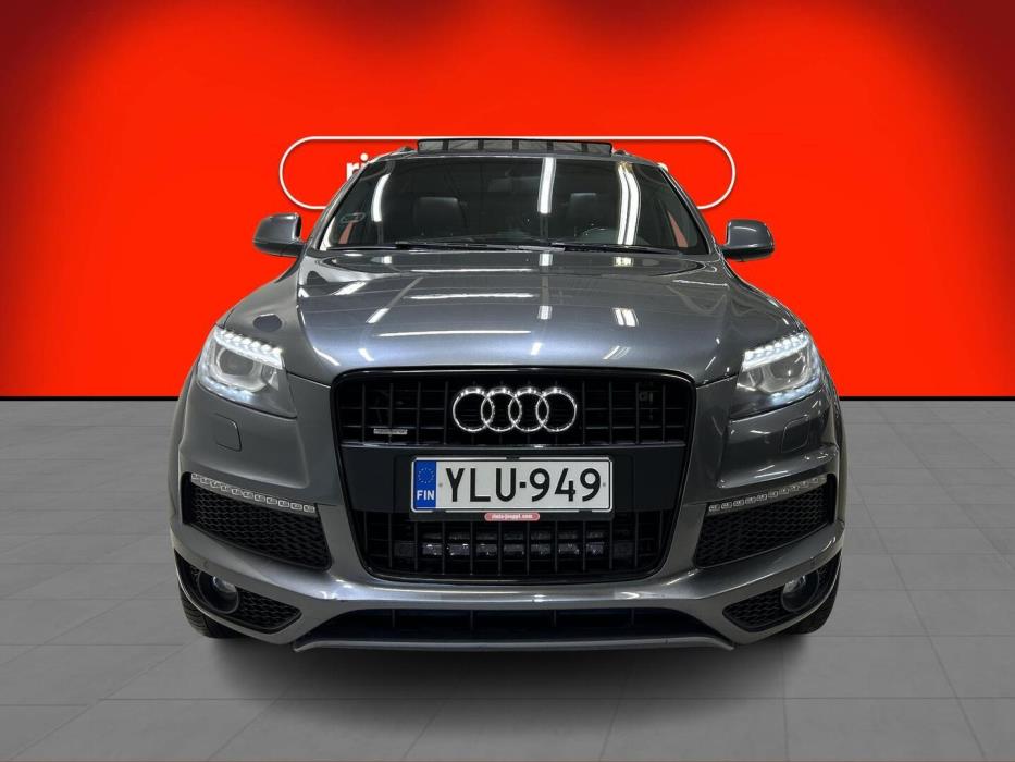 AUDI Q7 2011