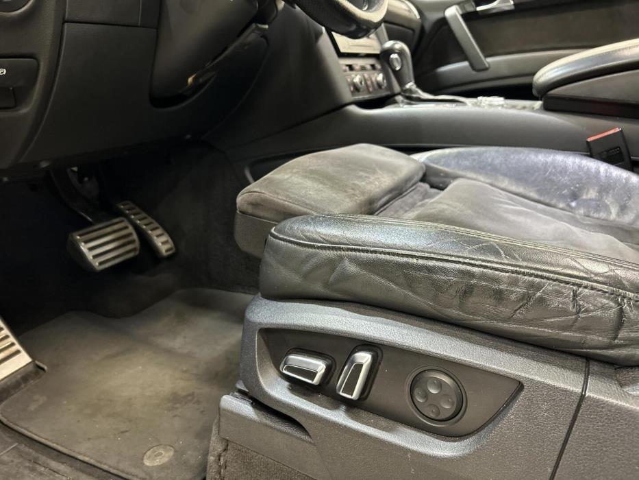 AUDI Q7 2011