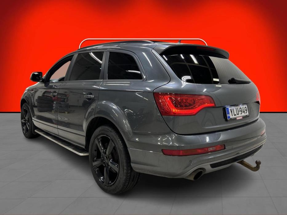 AUDI Q7 2011