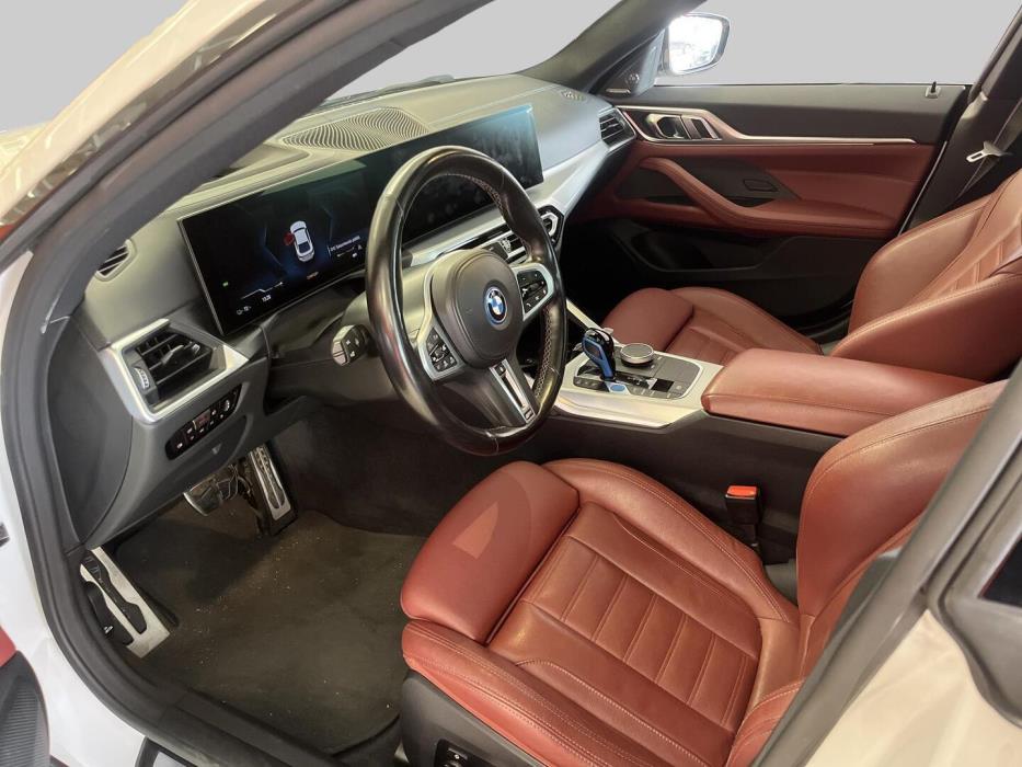 BMW i4 2023
