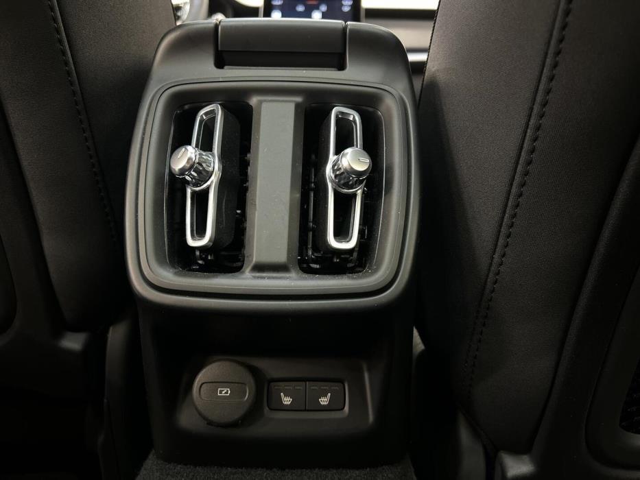 POLESTAR 2 2023