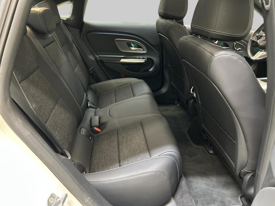 MERCEDES-BENZ CLA 2026