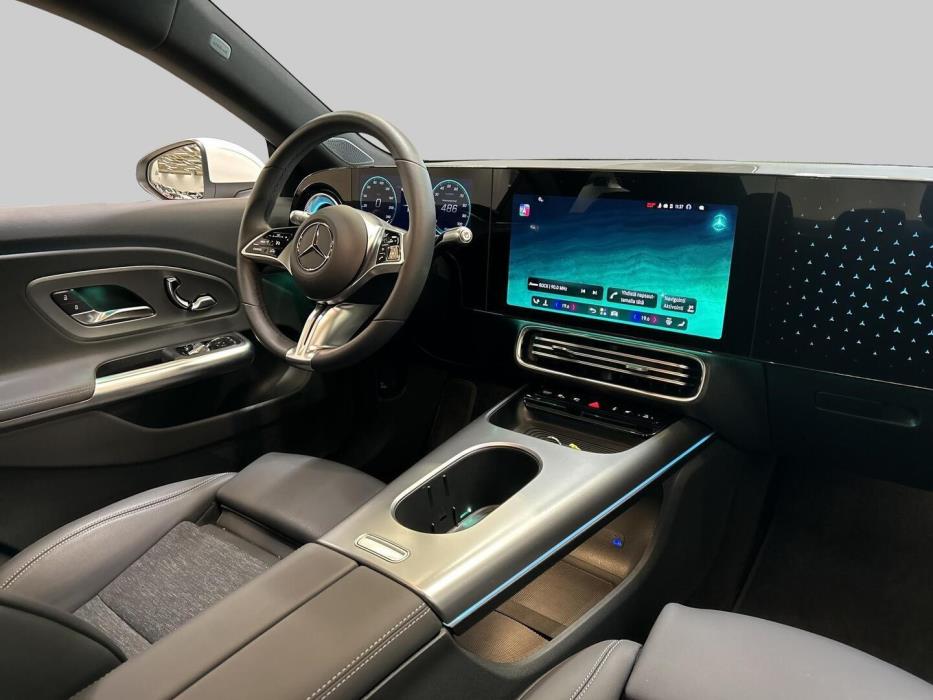MERCEDES-BENZ CLA 2026