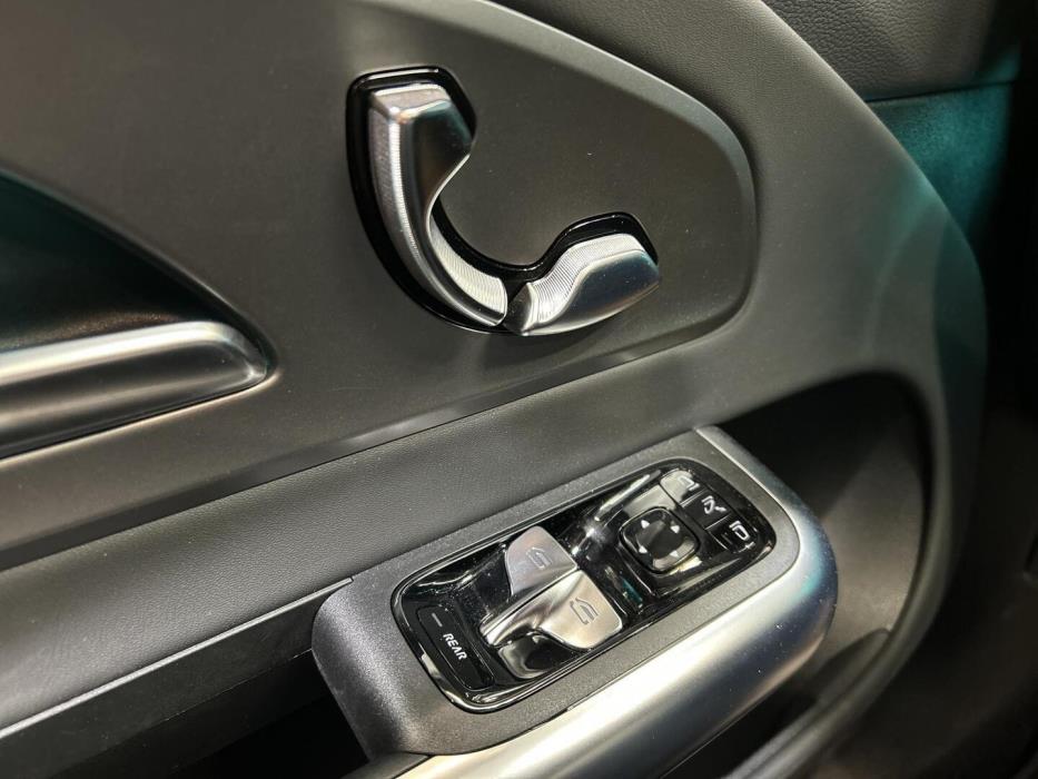 MERCEDES-BENZ CLA 2026