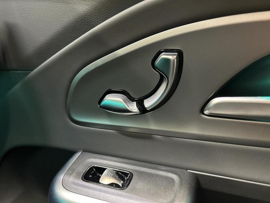 MERCEDES-BENZ CLA 2026