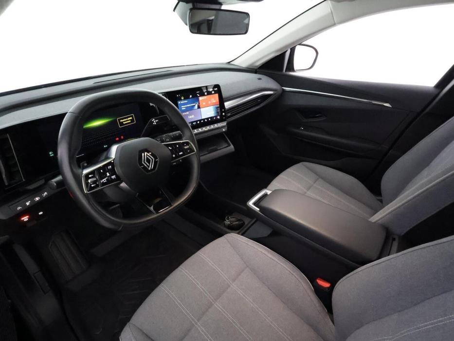 RENAULT MEGANE 2024