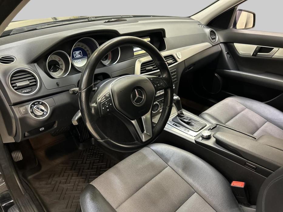 MERCEDES-BENZ C 2013