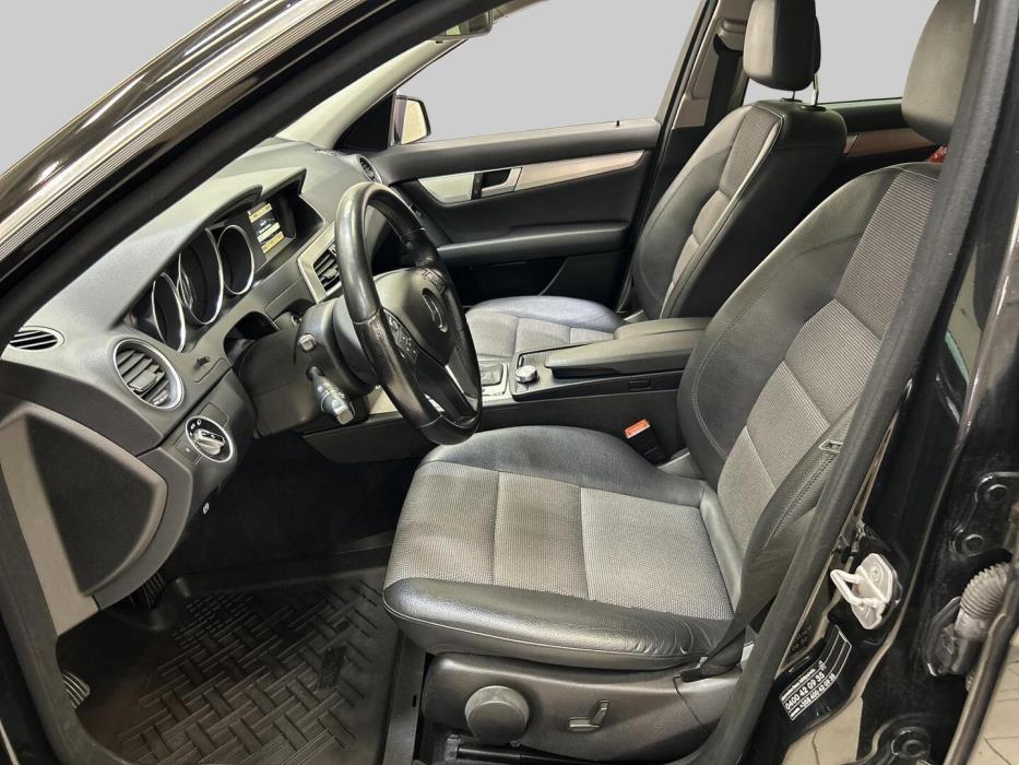 MERCEDES-BENZ C 2013