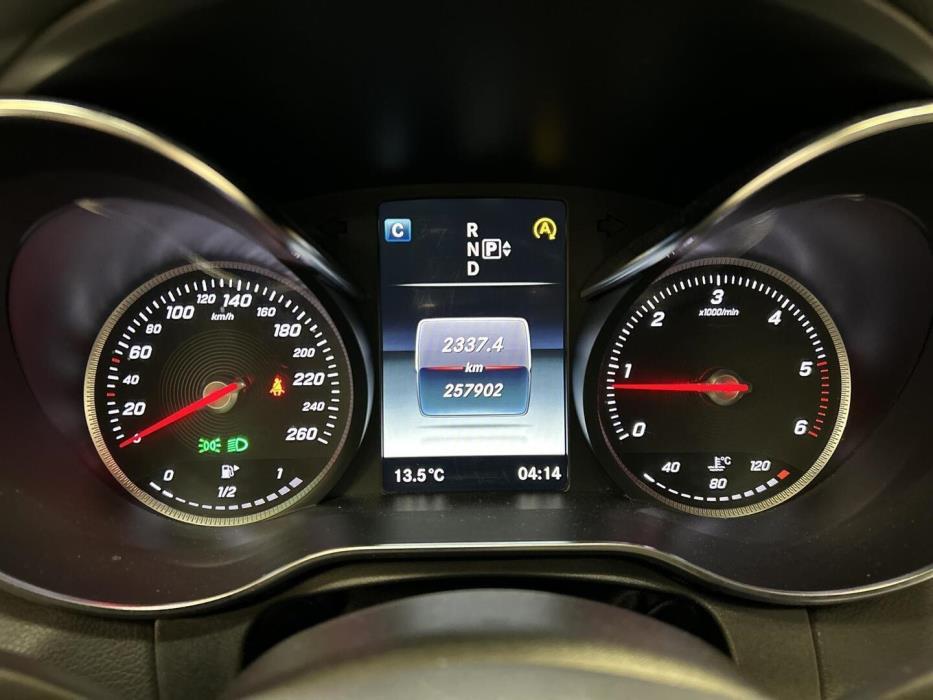 MERCEDES-BENZ C 2014