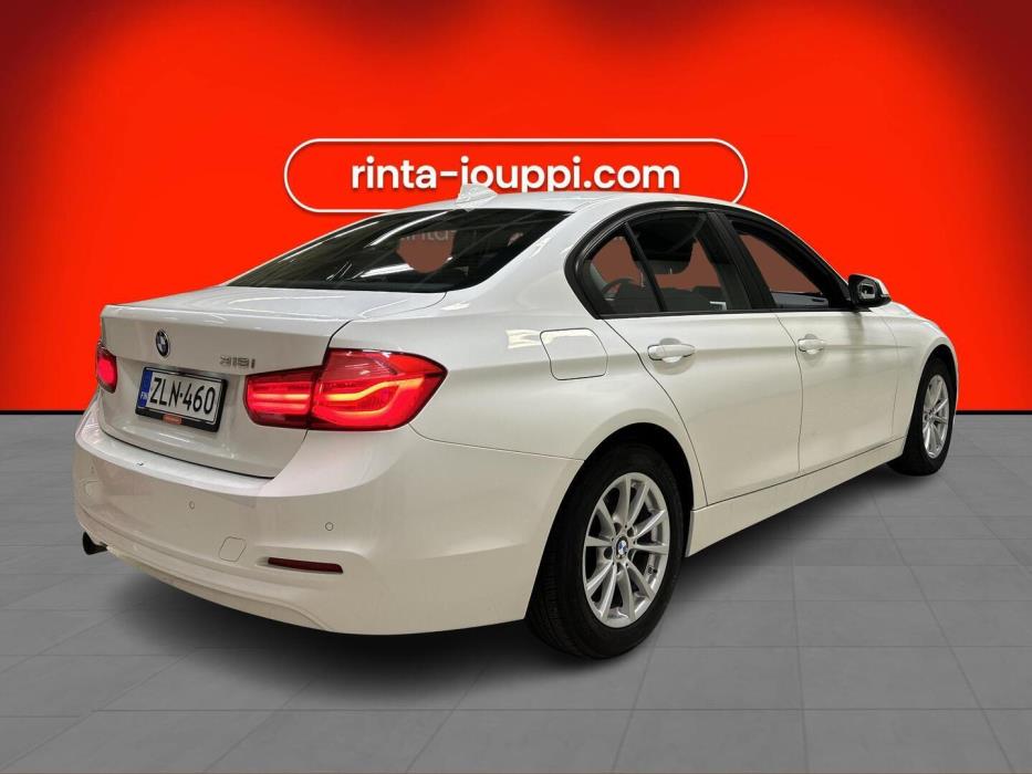 BMW 318 2017