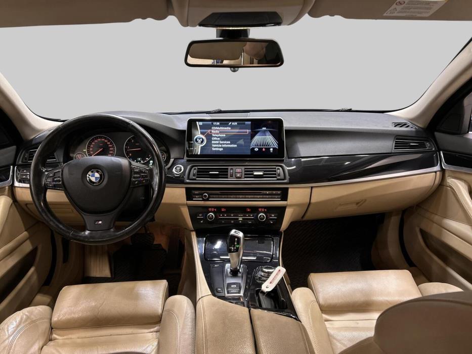 BMW 525 2011