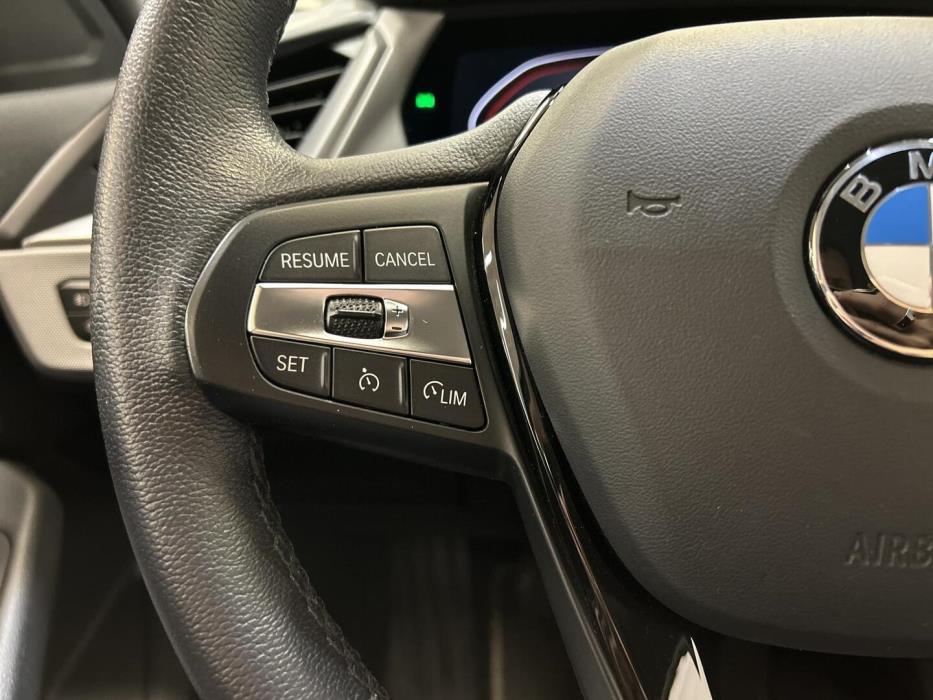 BMW 118 2023