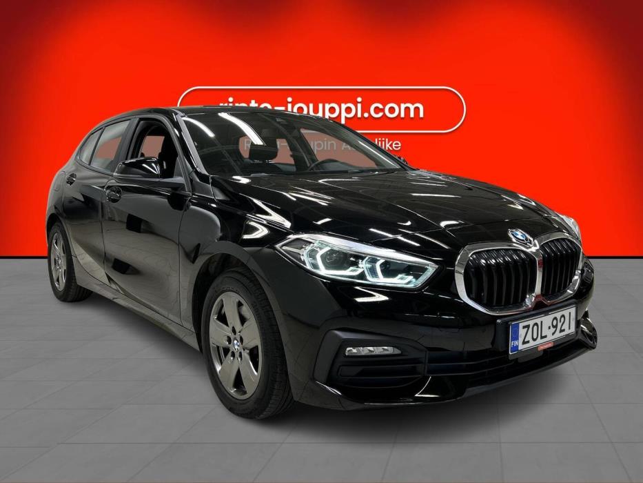 BMW 118 2023