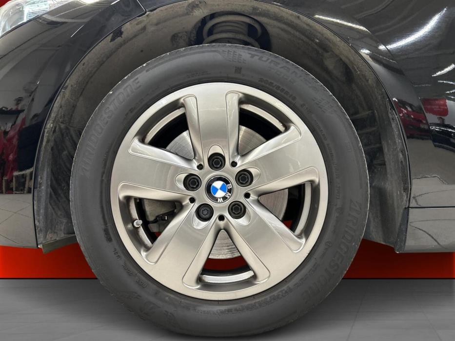 BMW 118 2023