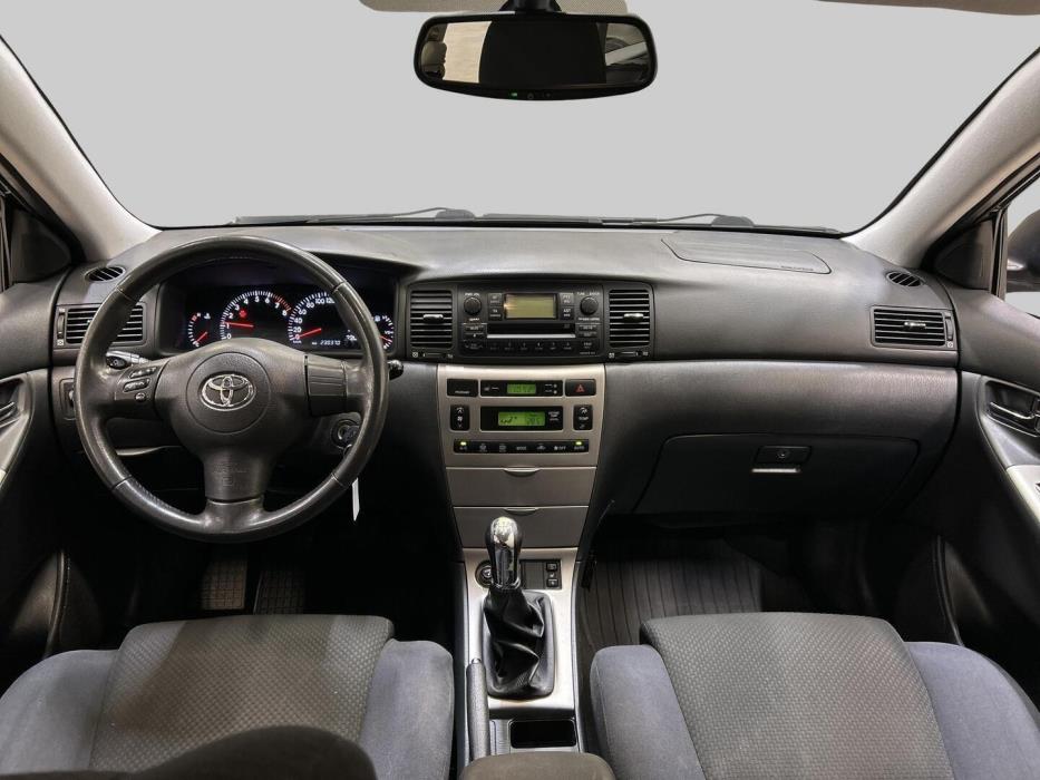 TOYOTA Corolla 2005