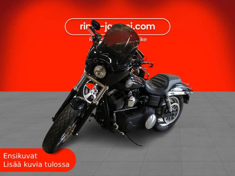 HARLEY-DAVIDSON DYNA 2010