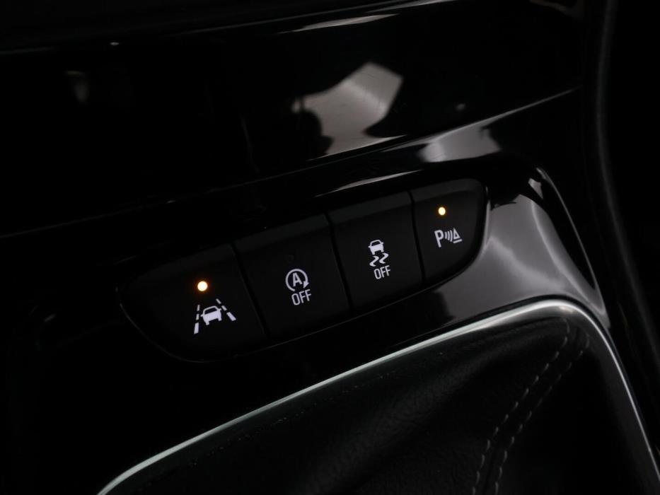 OPEL ASTRA 2020