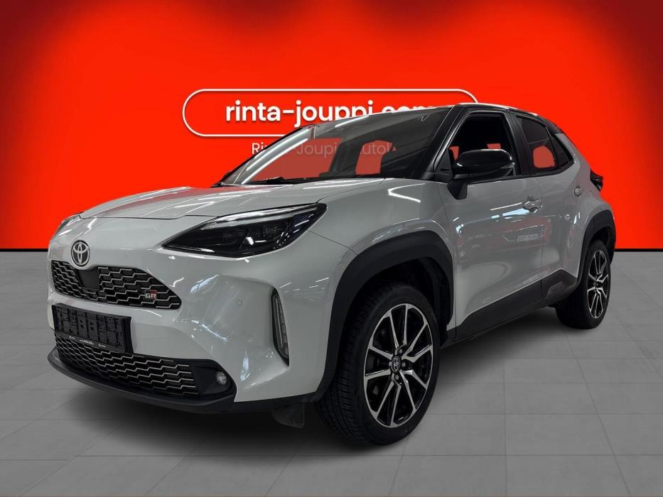 TOYOTA YARIS CROSS 2023
