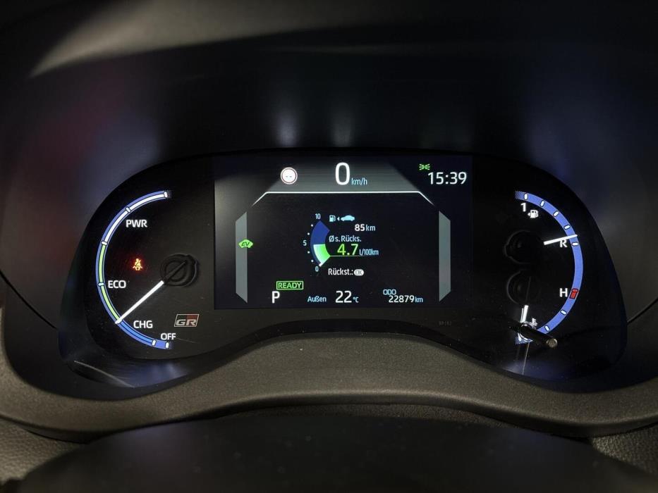 TOYOTA YARIS CROSS 2023