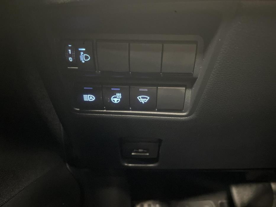 TOYOTA YARIS CROSS 2024