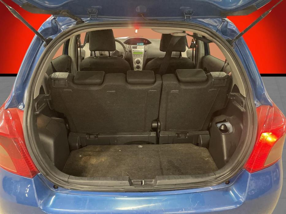TOYOTA Yaris 2007
