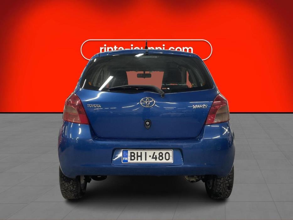 TOYOTA Yaris 2007