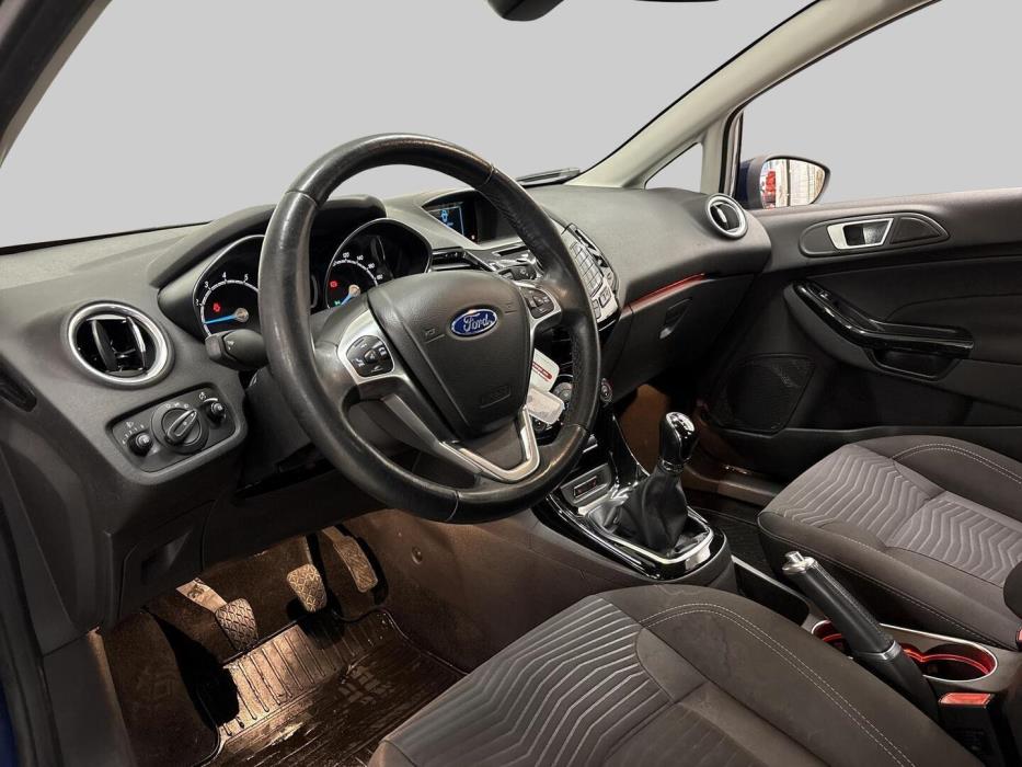 FORD Fiesta 2015