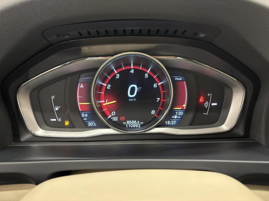 VOLVO S60 2015
