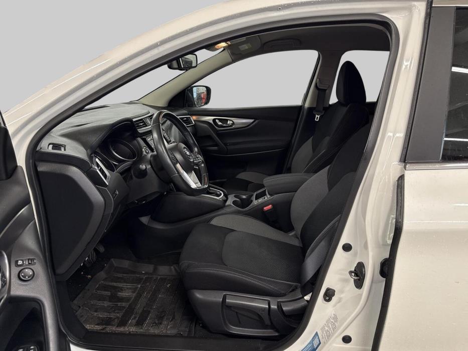 NISSAN Qashqai 2018