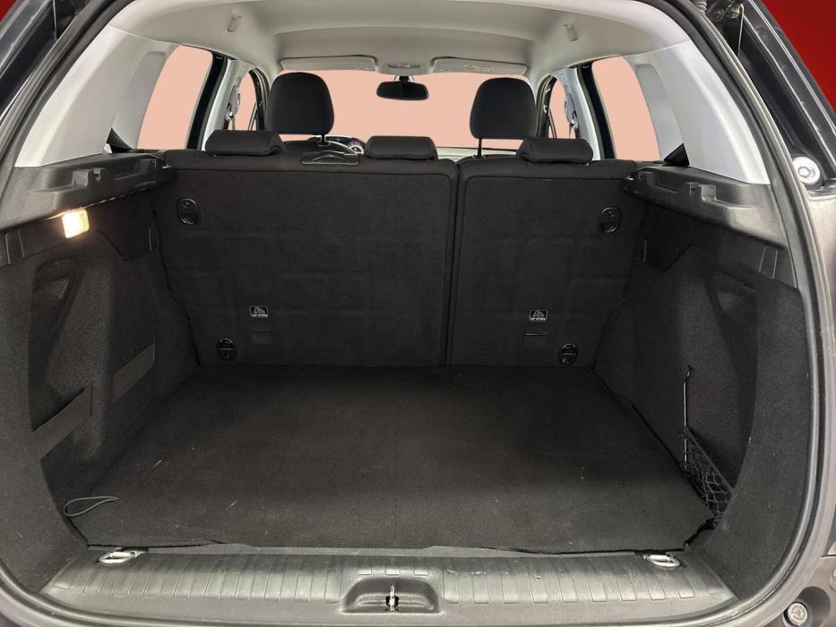 PEUGEOT 2008 2018