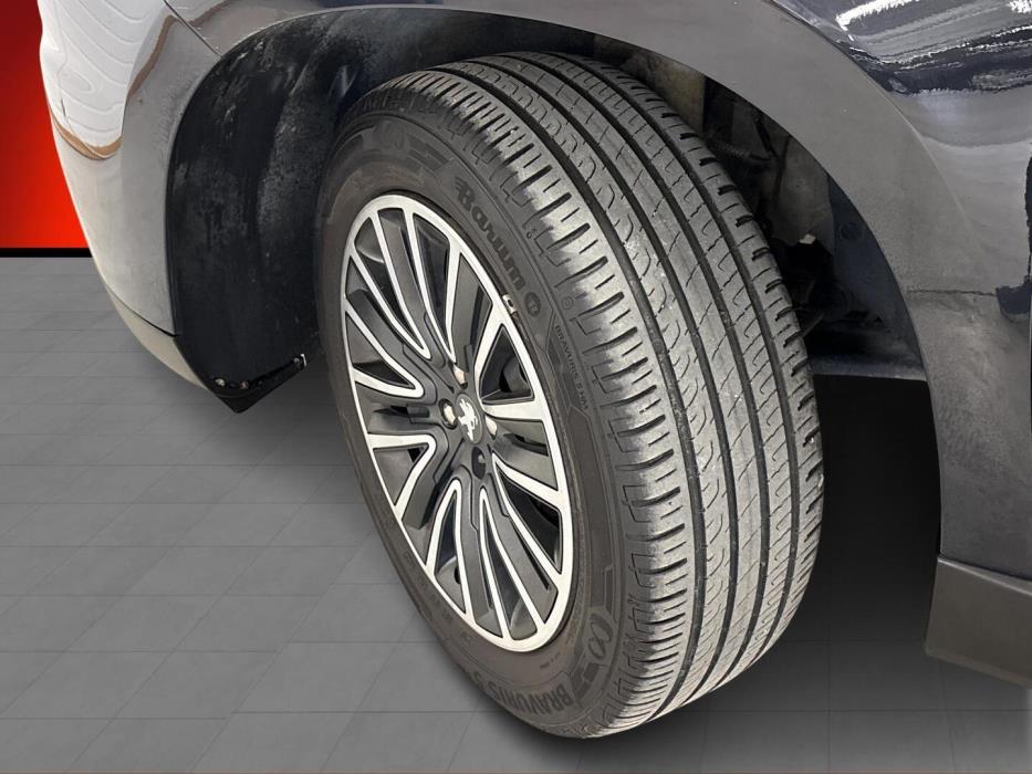 PEUGEOT 2008 2018
