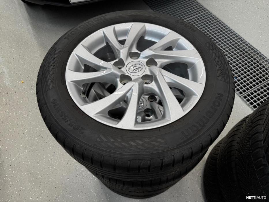 TOYOTA Auris 2019