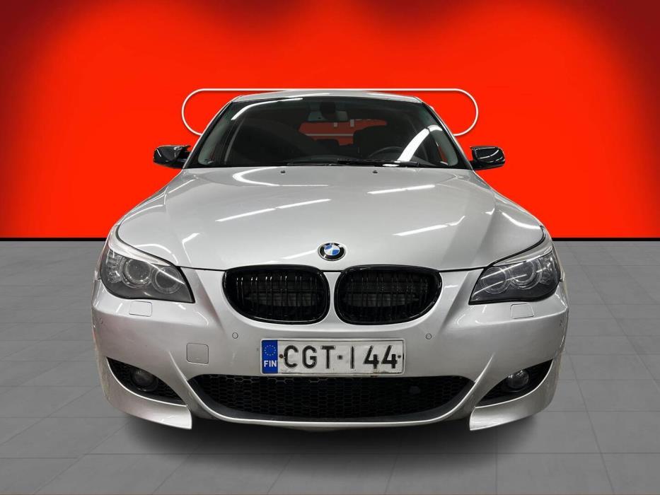 BMW 520 2008